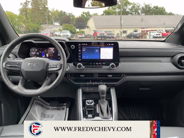 Used 2024 Chevrolet Colorado Trail Boss w/ Advanced Trailering Package AWD/4WD image 13