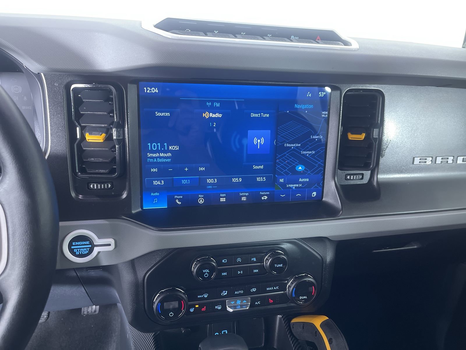 Used 2023 Ford Bronco Badlands image 18