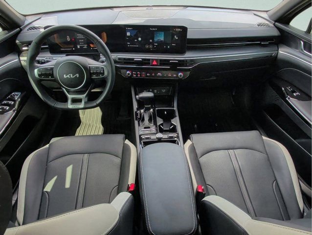 Used 2025 Kia K5 GT-Line image 14