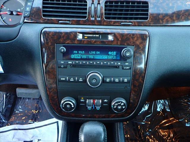 Used 2014 Chevrolet Impala LT w/ LT Sunroof Package image 15