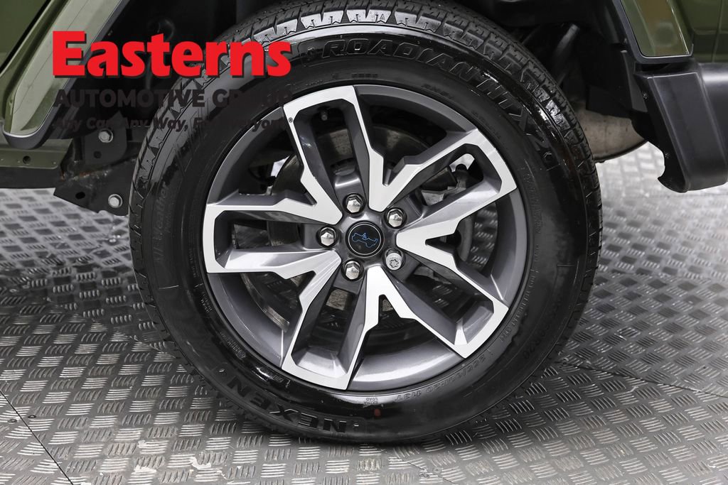 Used 2024 Jeep Wrangler Unlimited AWD/4WD image 8
