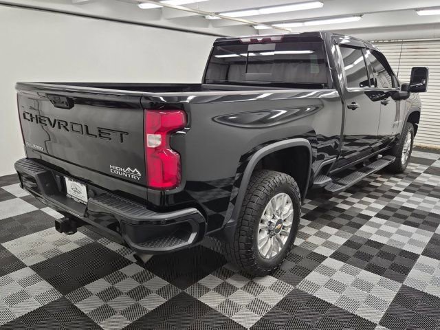 Used 2022 Chevrolet Silverado 2500 High Country w/ Safety Package II image 6