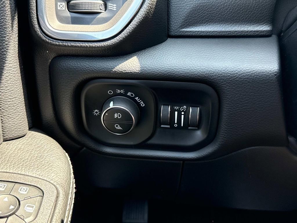 New 2025 RAM 2500 Laramie w/ Sport Appearance Package image 19