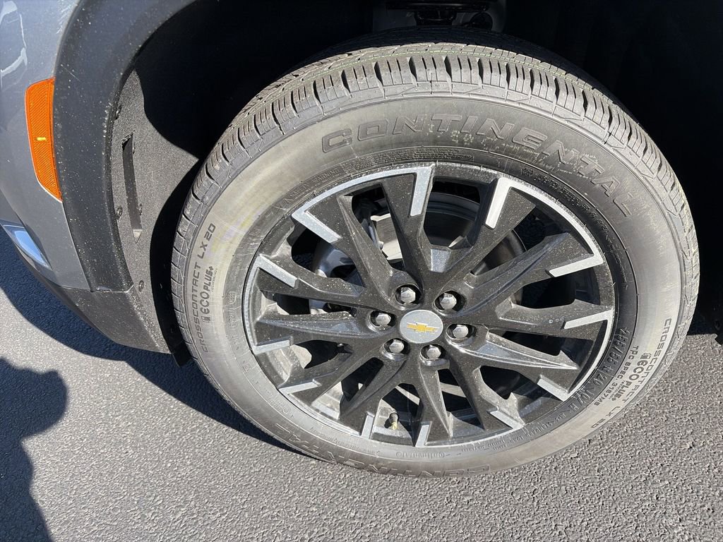 New 2026 Chevrolet Traverse LT w/ Sun and Wheel Package image 16