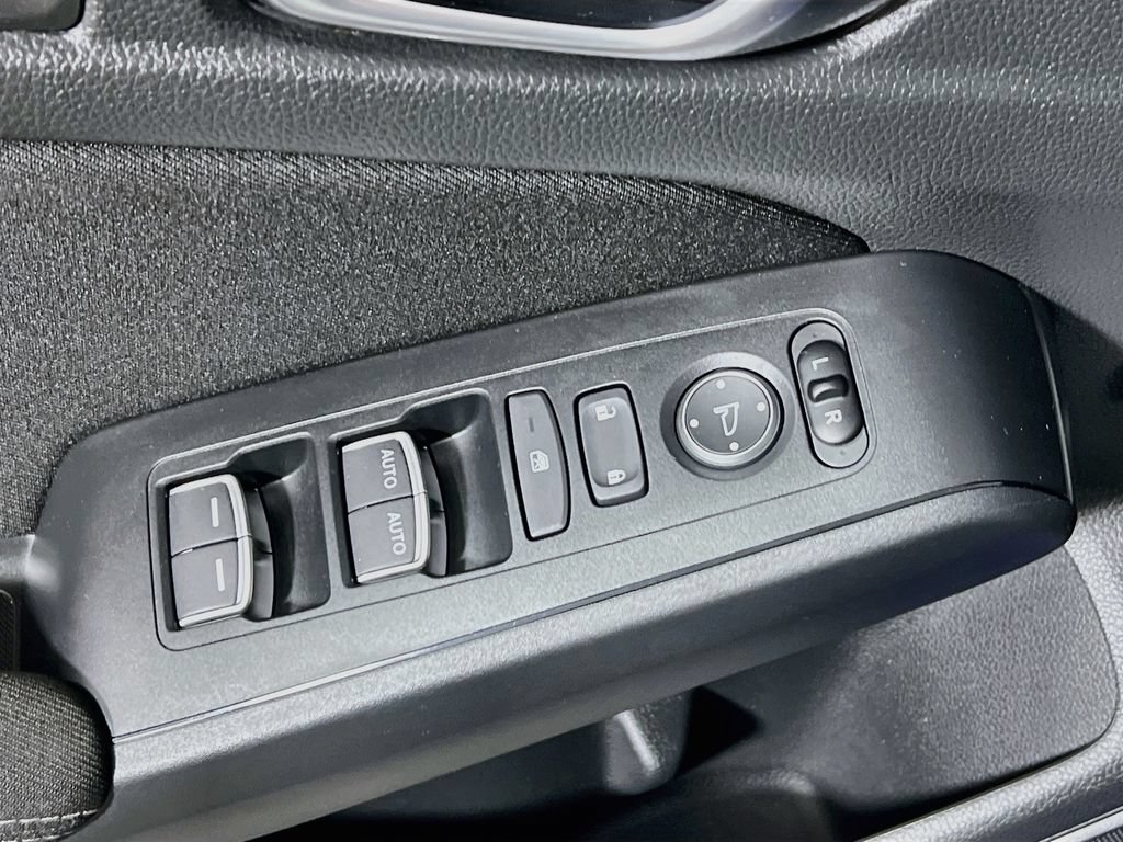 Used 2023 Honda Civic Sport image 16