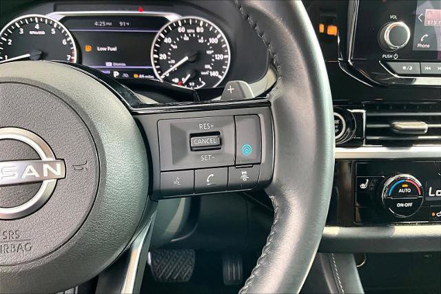 Certified 2022 Nissan Pathfinder SV FWD image 24