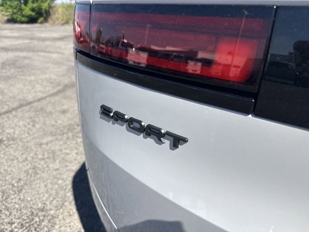 Used 2025 Land Rover Range Rover Sport Dynamic SE image 39