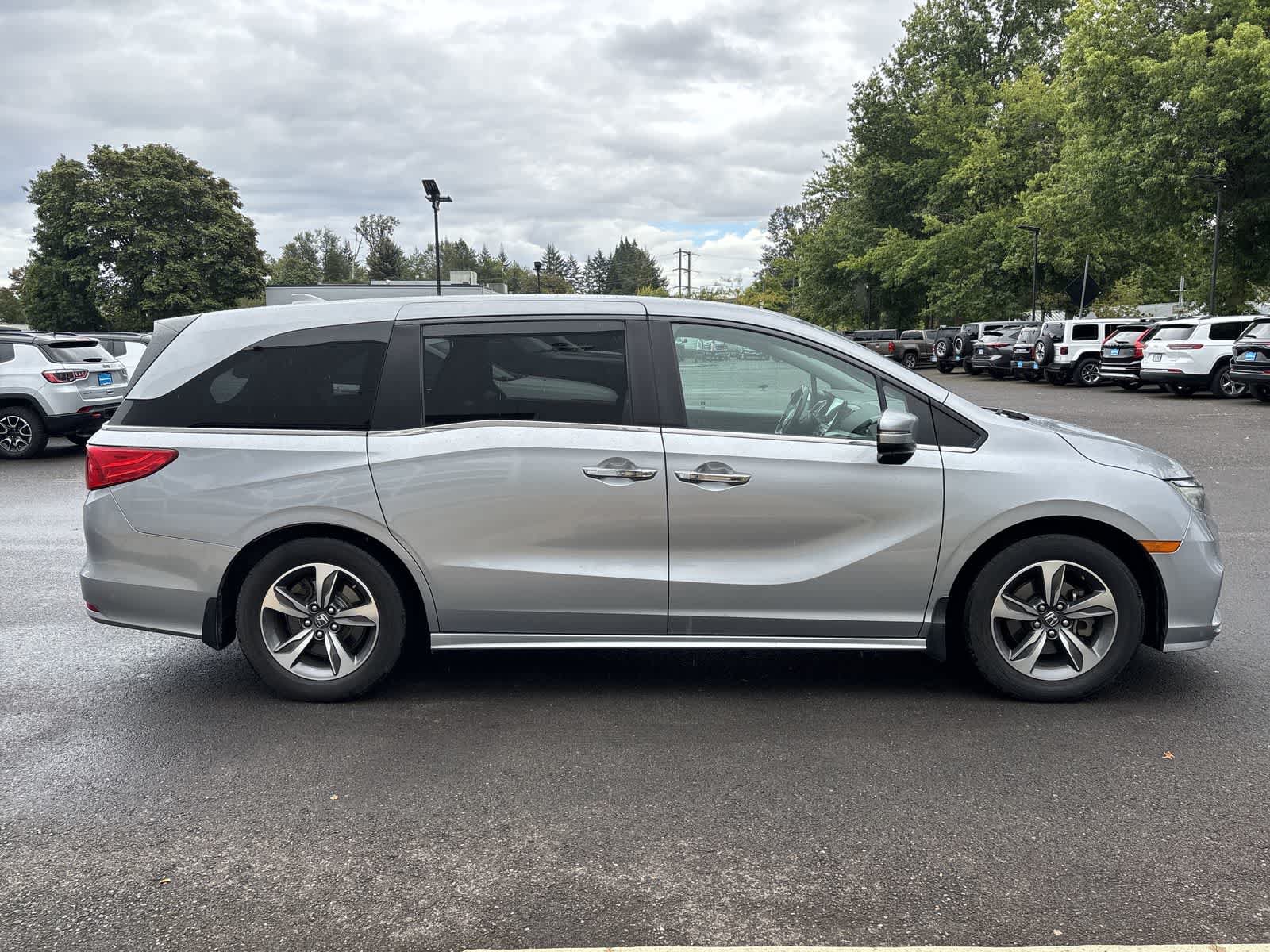 Used 2018 Honda Odyssey Touring image 5