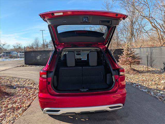 Used 2024 Mitsubishi Outlander SE image 19