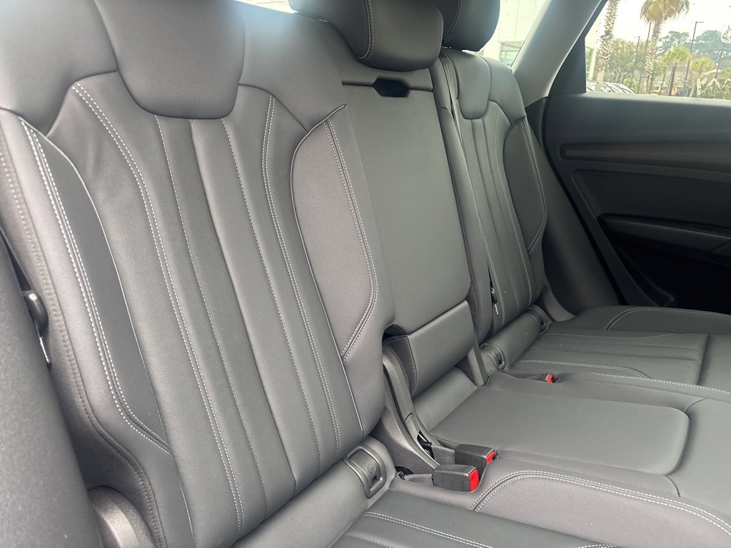 Used 2024 Audi Q5 2.0T Premium image 26