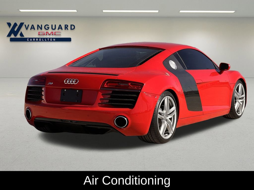 Used 2014 Audi R8 V8 w/ Convenience Package image 3