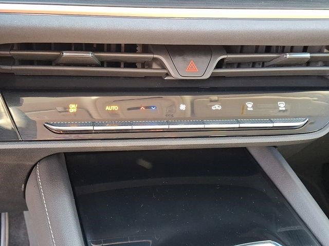 Certified 2025 Buick Envision Sport Touring image 15