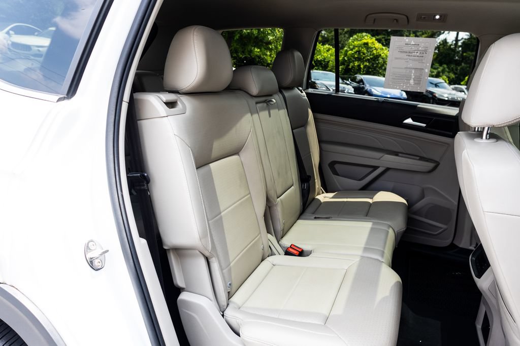 Used 2021 Volkswagen Atlas SE w/ Panoramic Sunroof Package FWD image 55