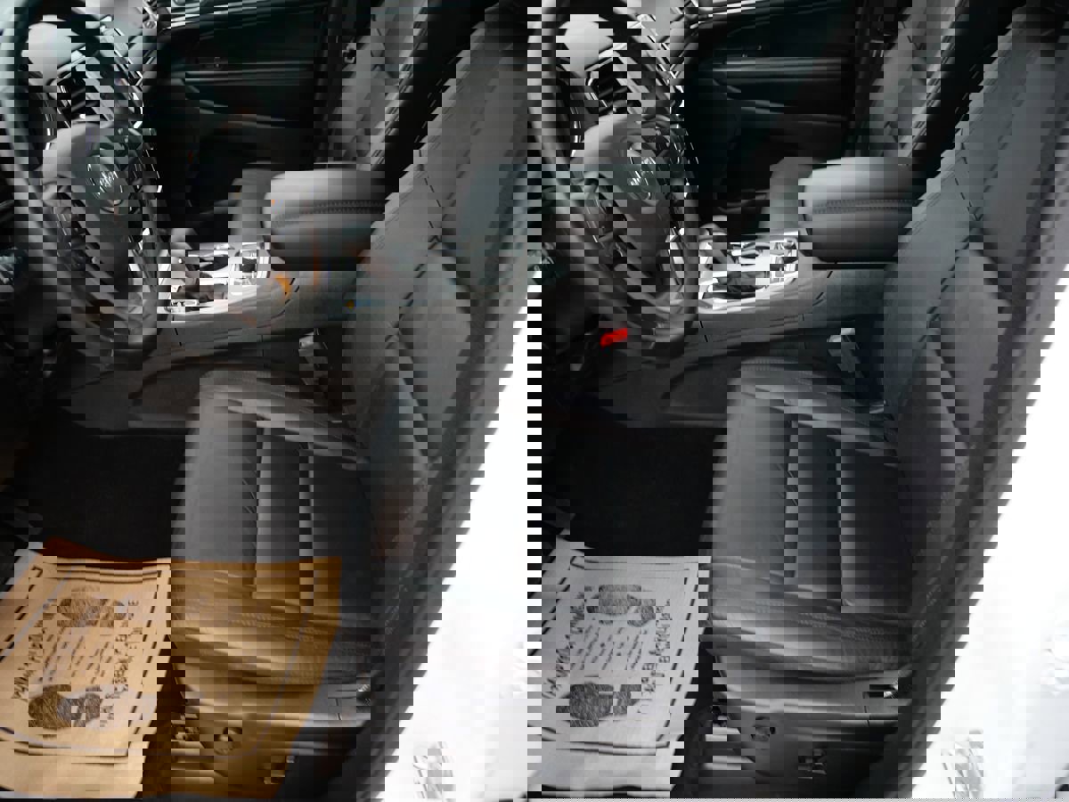 Used 2021 Jeep Grand Cherokee Limited w/ Trailer Tow Group IV image 10