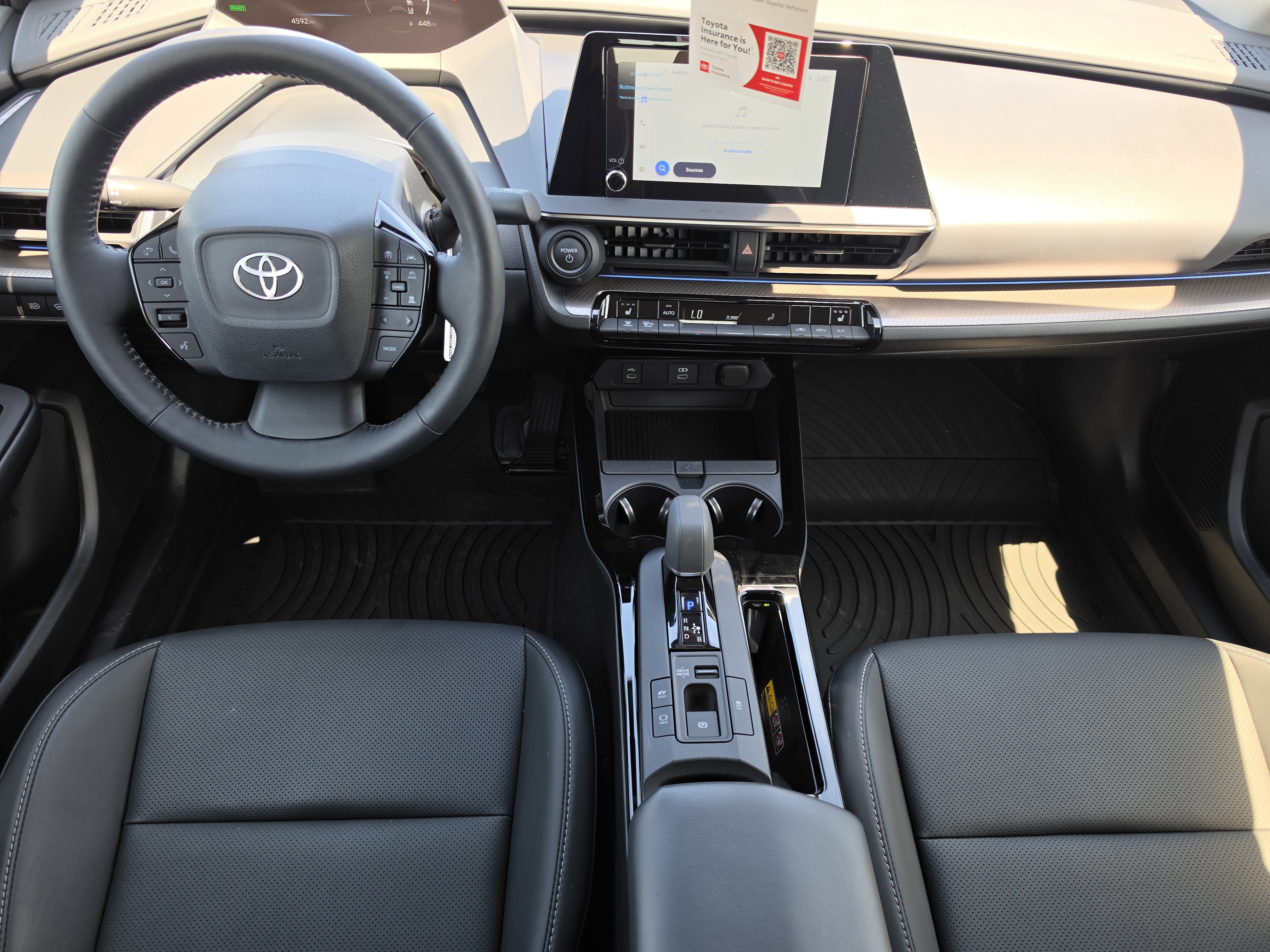 Used 2025 Toyota Prius XLE FWD image 8