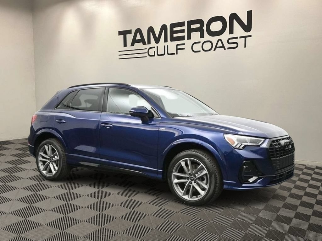 New 2025 Audi Q3 2.0T Premium AWD/4WD image 1