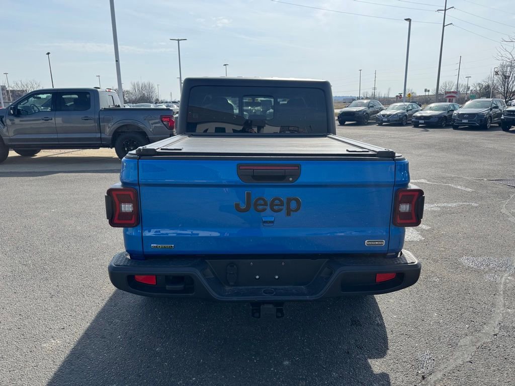 Used 2022 Jeep Gladiator Overland image 6