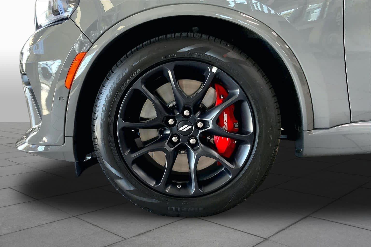 New 2027 Dodge Durango SRT Hellcat w/ Premium Group AWD/4WD image 8