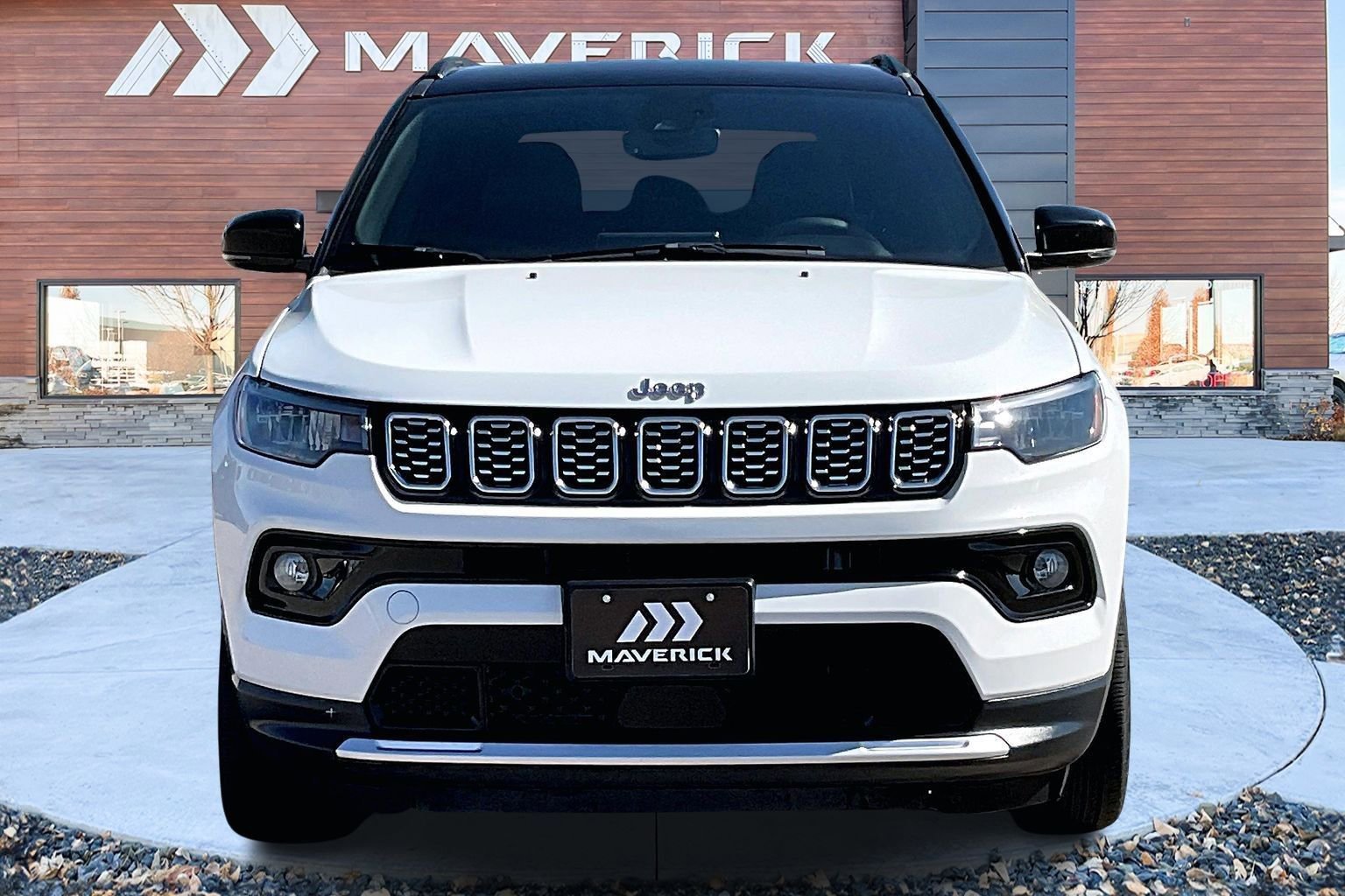 Used 2024 Jeep Compass Limited image 2