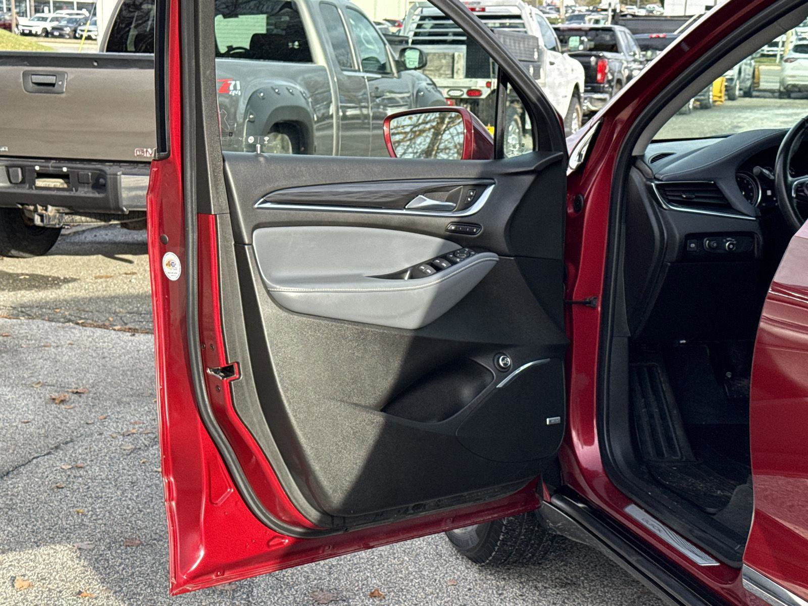 Used 2020 Buick Enclave Premium w/ Surround and Sites Package image 10