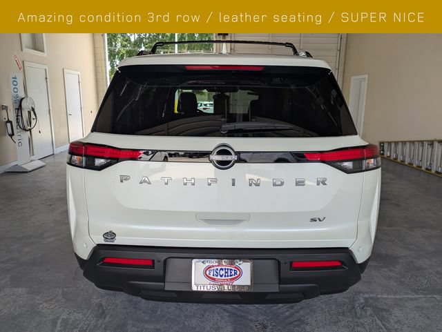 Used 2024 Nissan Pathfinder SV FWD image 5