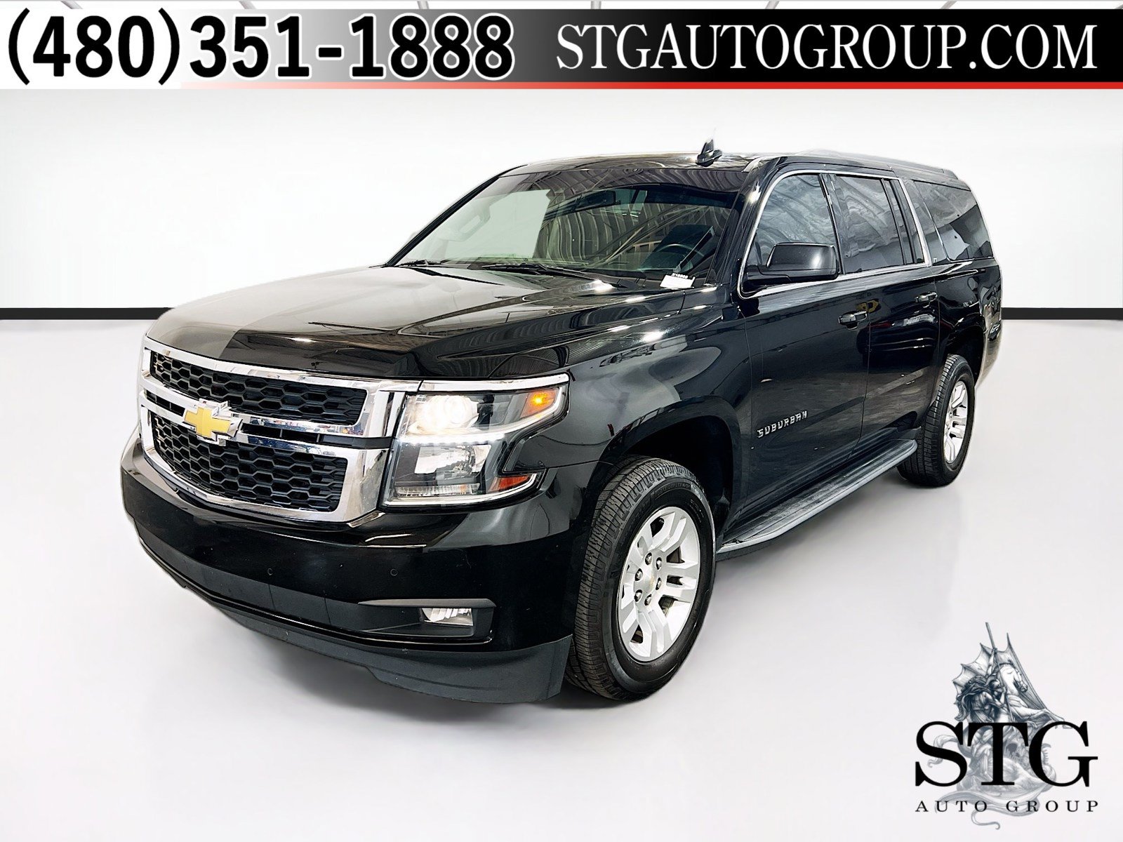 Used 2018 Chevrolet Suburban LT w/ Luxury Package RWD image 1