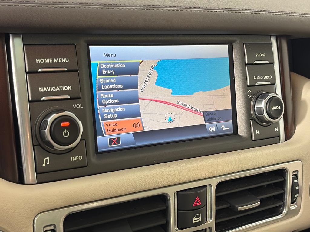Used 2010 Land Rover Range Rover HSE AWD/4WD image 19