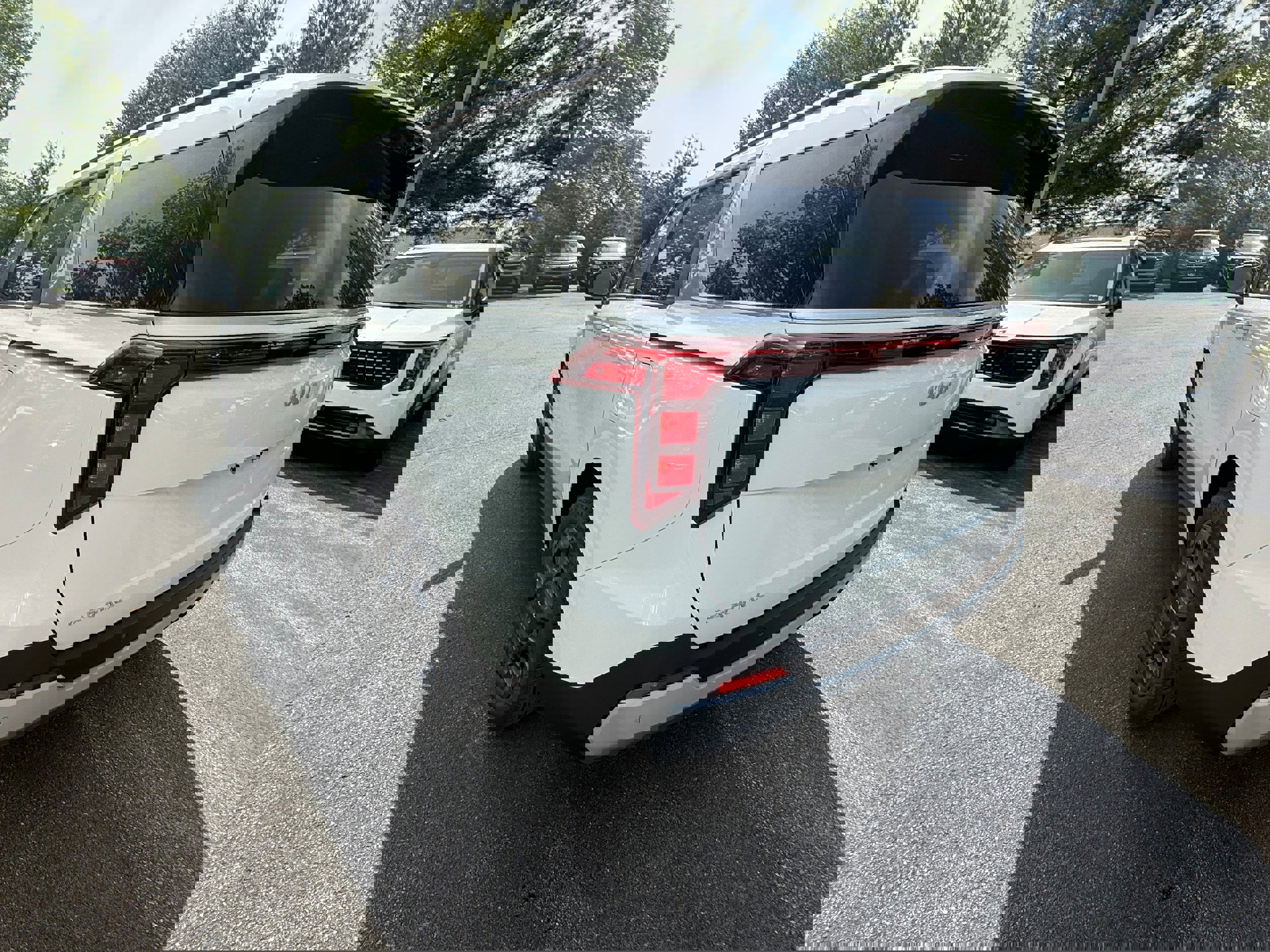 New 2025 Kia Carnival EX image 7