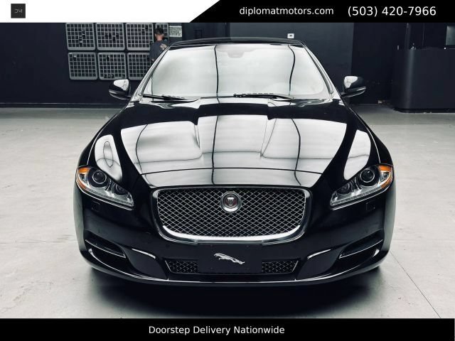 Used 2015 Jaguar XJ L Portfolio AWD/4WD image 11