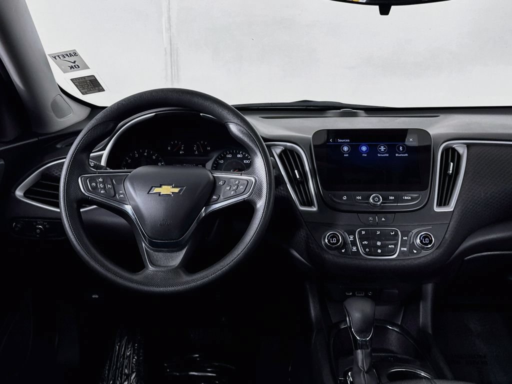 Used 2024 Chevrolet Malibu LT FWD image 15