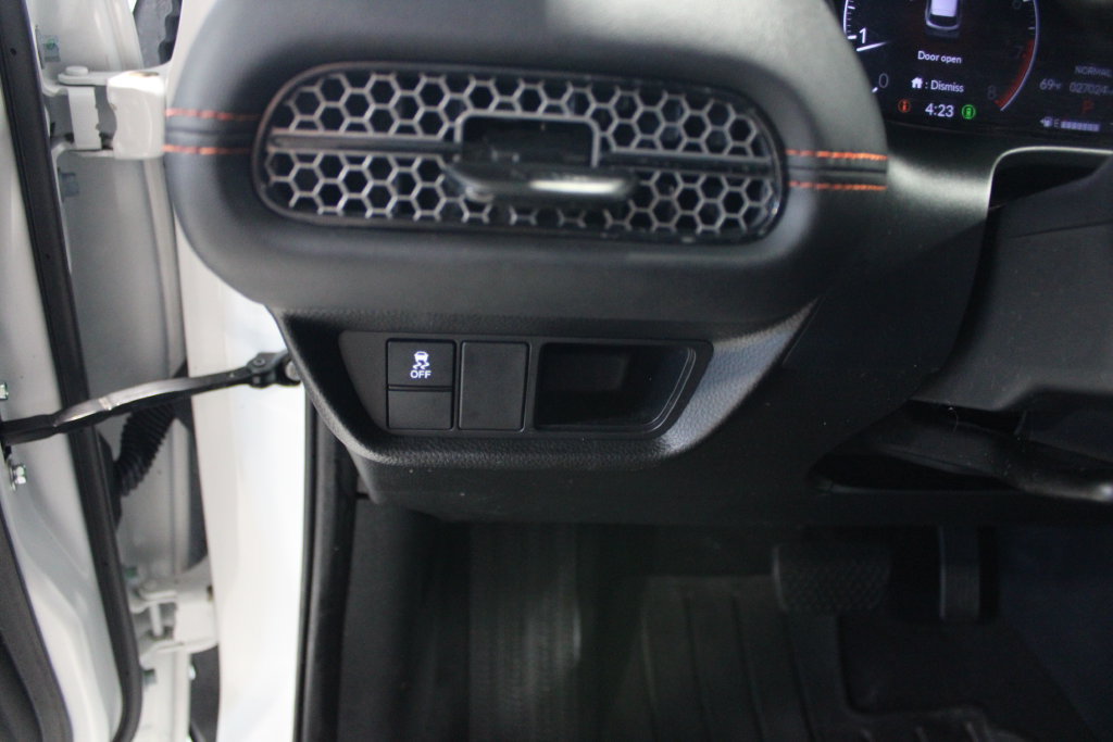 Used 2024 Honda HR-V Sport image 8