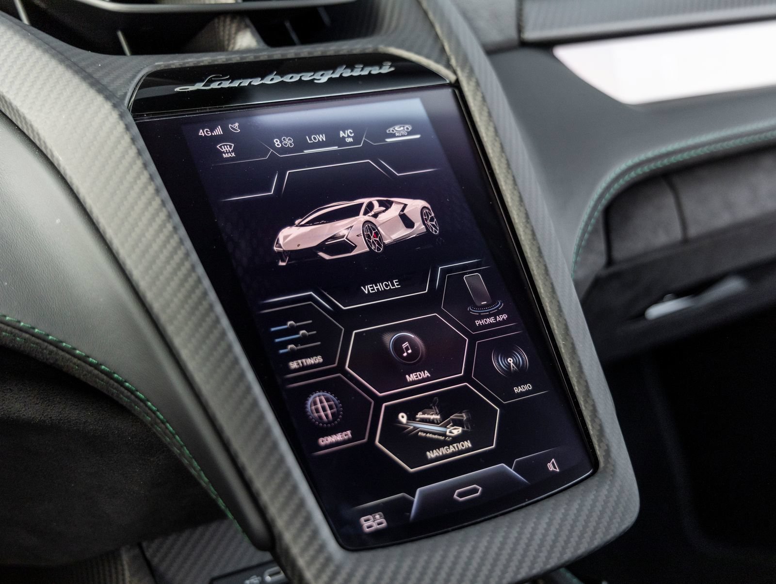 Used 2025 Lamborghini Revuelto AWD/4WD image 33