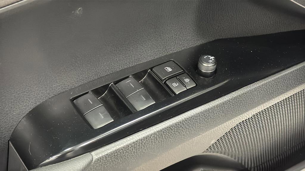 Used 2025 Toyota Camry LE image 21