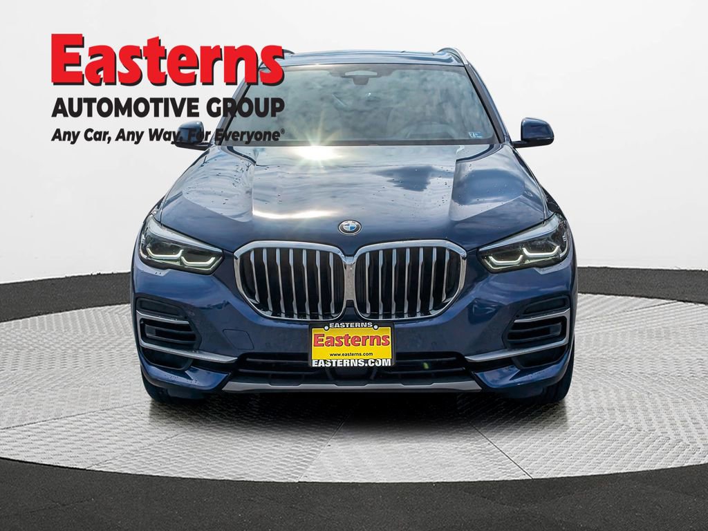 Used 2022 BMW X5 xDrive40i image 2