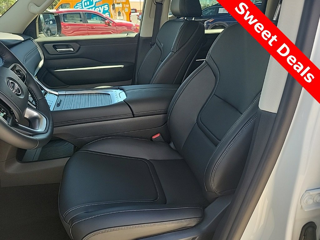 New 2026 Nissan Armada SV image 20