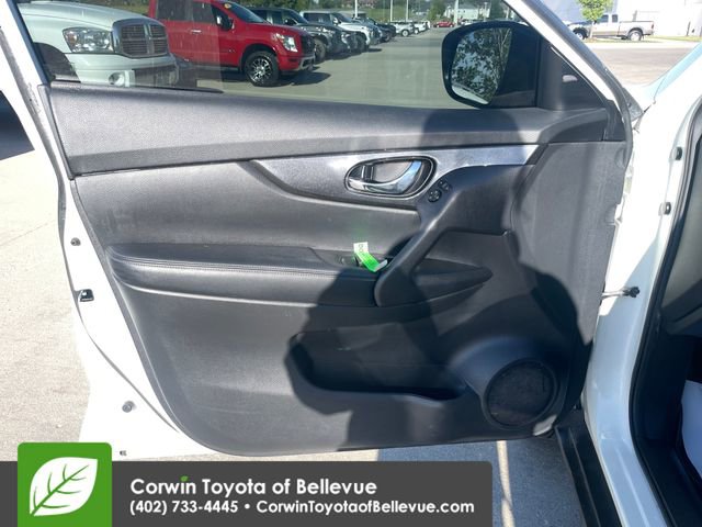 Used 2020 Nissan Rogue SV AWD/4WD image 18