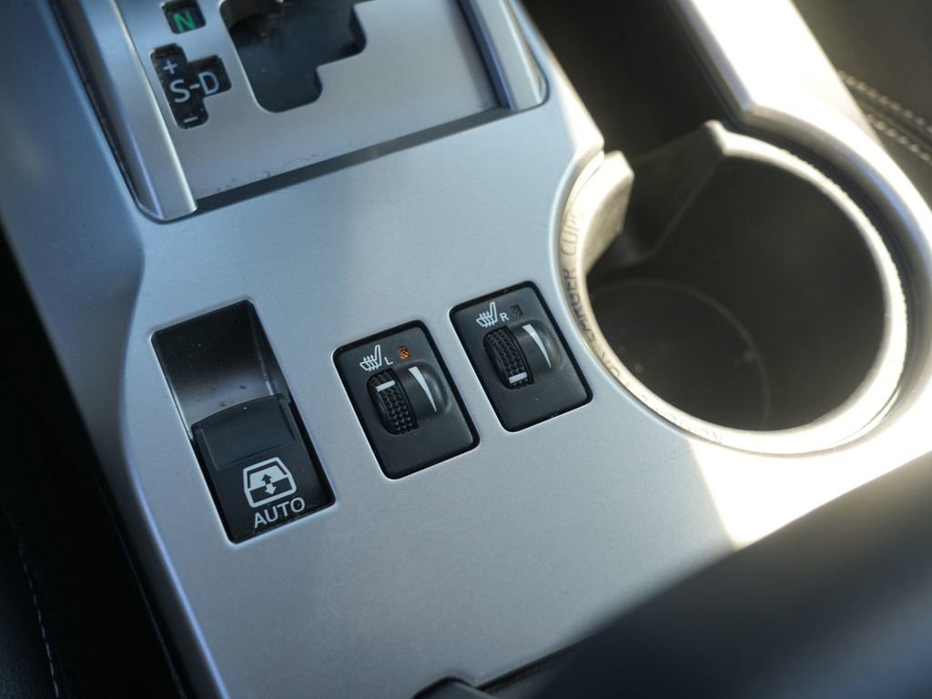 Used 2024 Toyota 4Runner SR5 Premium w/ Moonroof Package image 31