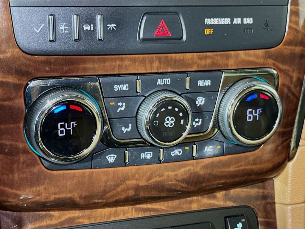Used 2014 Buick Enclave Leather w/ LPO, Cargo Convenience Pkg FWD image 13