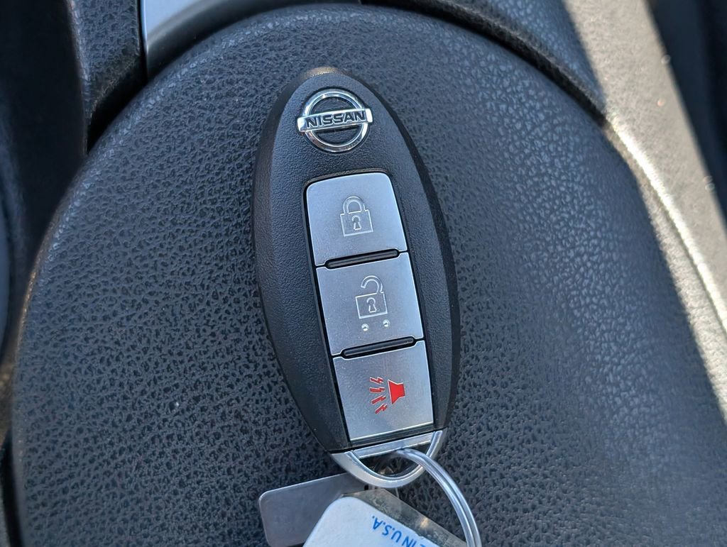 Used 2009 Nissan 370Z Touring image 30