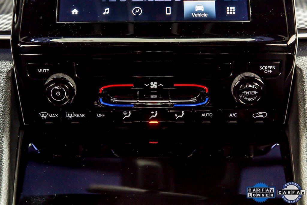 Used 2024 Jeep Grand Cherokee Laredo image 25