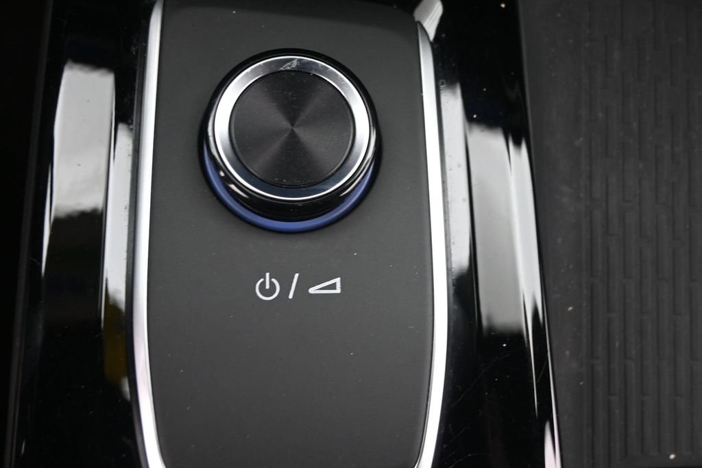 Used 2026 Buick Enclave Preferred AWD/4WD image 22