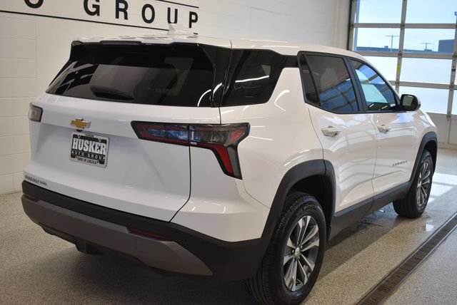 Used 2025 Chevrolet Equinox LT AWD/4WD image 4