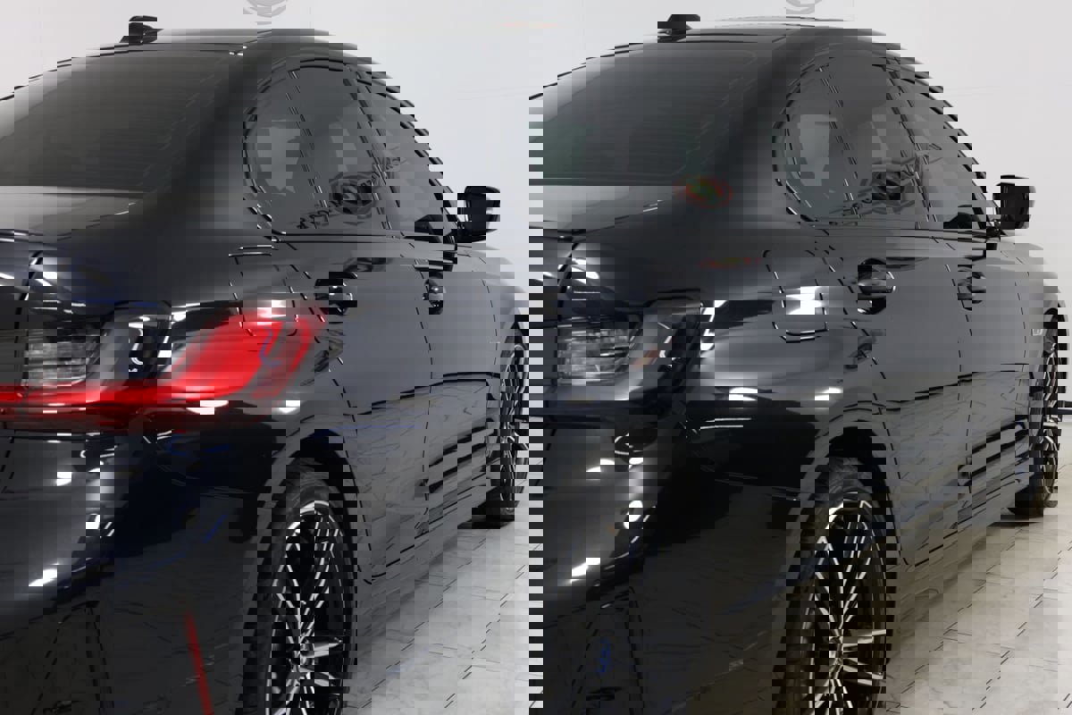 Used 2023 BMW 330e w/ M Sport Package image 43