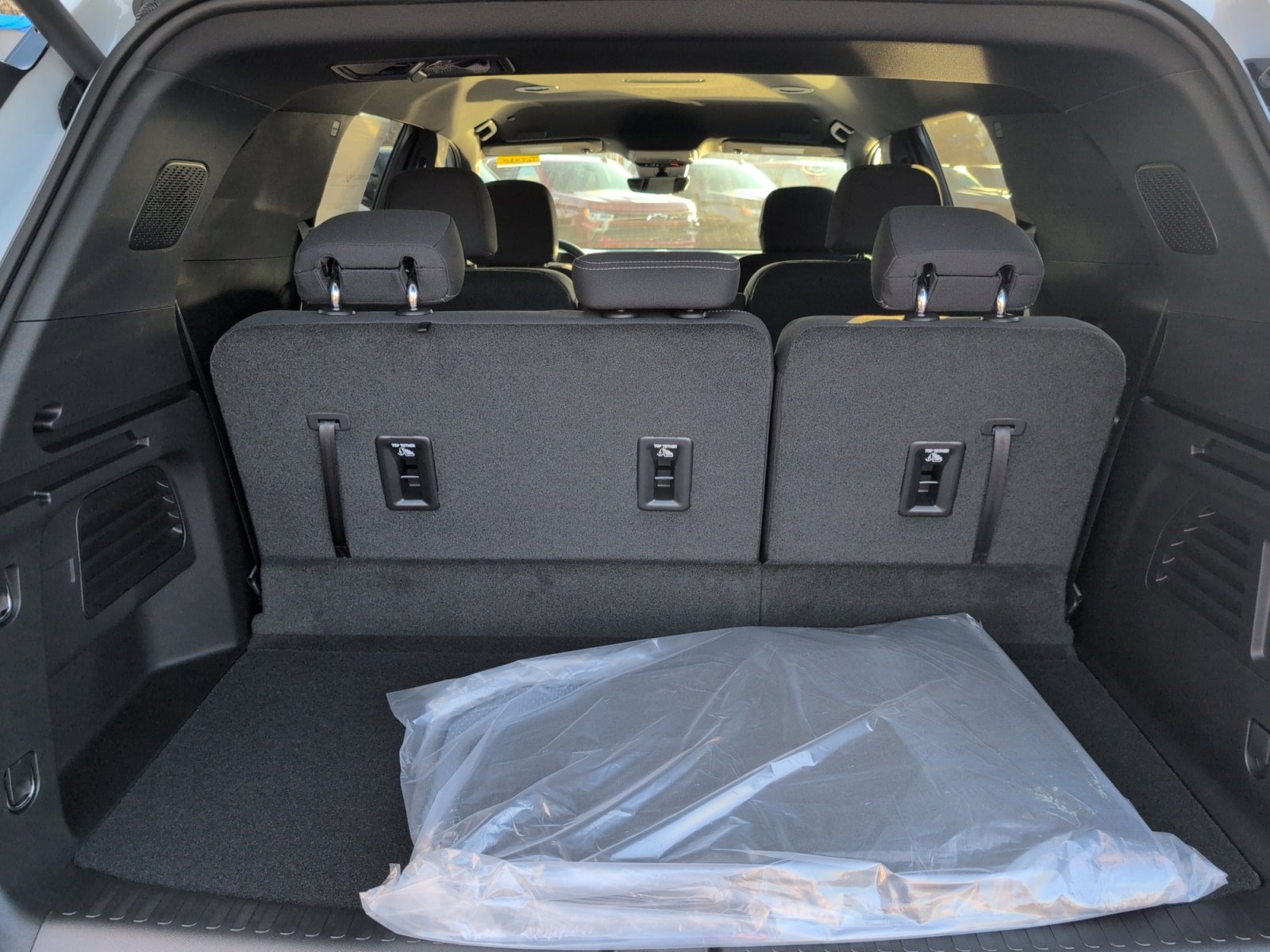 New 2026 Chevrolet Traverse LT w/ Midnight/Sport Edition AWD/4WD image 25