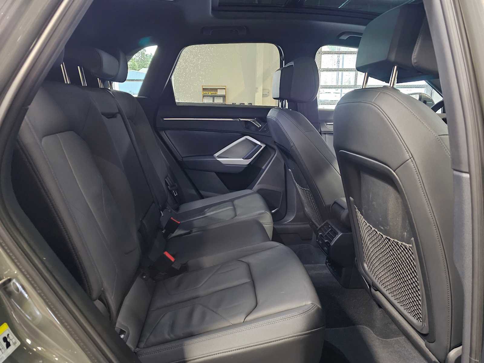 Used 2023 Audi Q3 2.0T Premium w/ Convenience Package image 12