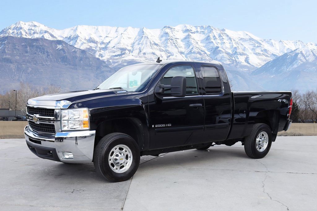 Used 2009 Chevrolet Silverado 2500 W/T image 2