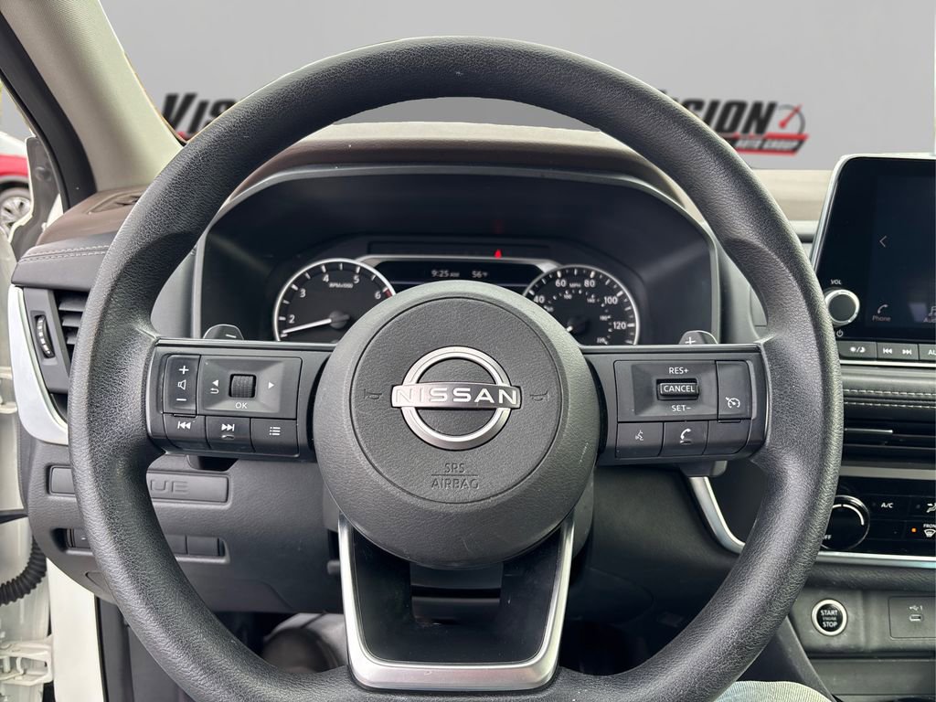 Used 2023 Nissan Rogue S AWD/4WD image 23