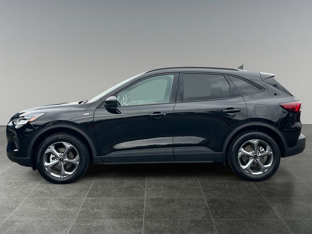 Used 2025 Ford Escape ST-Line AWD/4WD image 4