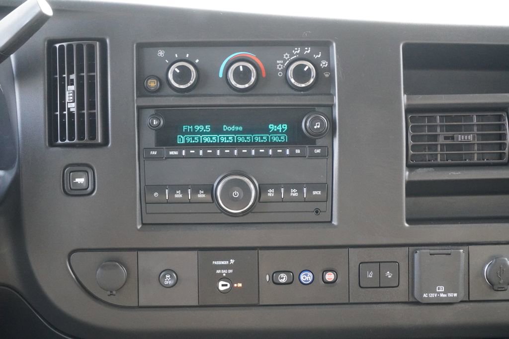 Used 2019 Chevrolet Express 3500 LT w/ LT Preferred Equipment Group image 17