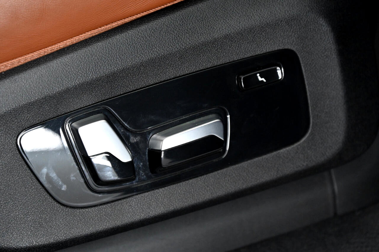 Used 2019 BMW X7 xDrive40i image 38